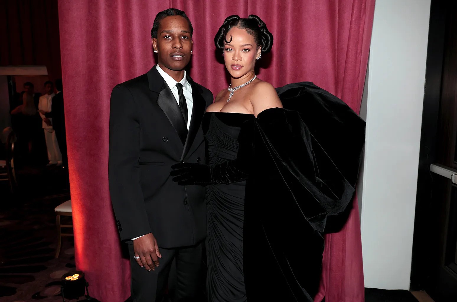 Rihanna Kembali ke Studio: Saat Pop Menunggu Sang Visioner