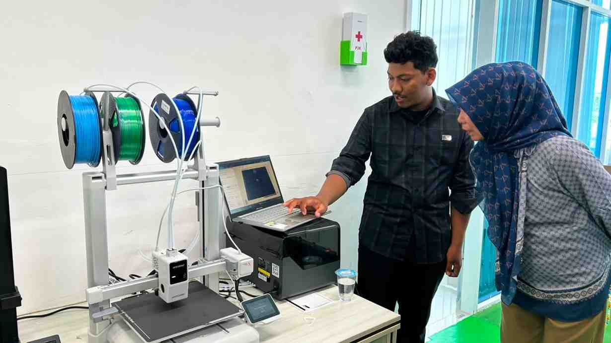 Program Pelatihan Cetak 3D untuk Guru SMK: Menguatkan Pendidikan Vokasi Digital