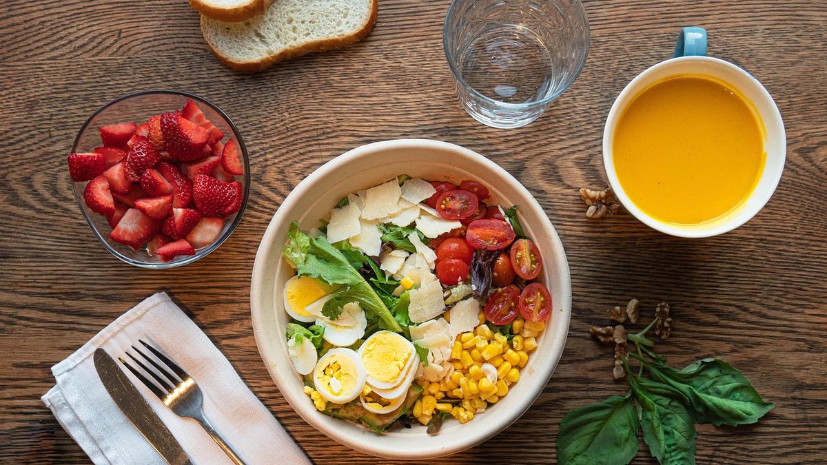 Clean Eating vs Makanan Tradisional untuk Kesehatan Jangka Panjang
