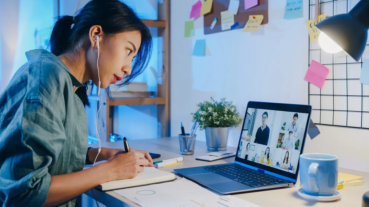5 Skill yang Tetap Relevan di Era AI: Panduan Karier untuk Profesional Muda