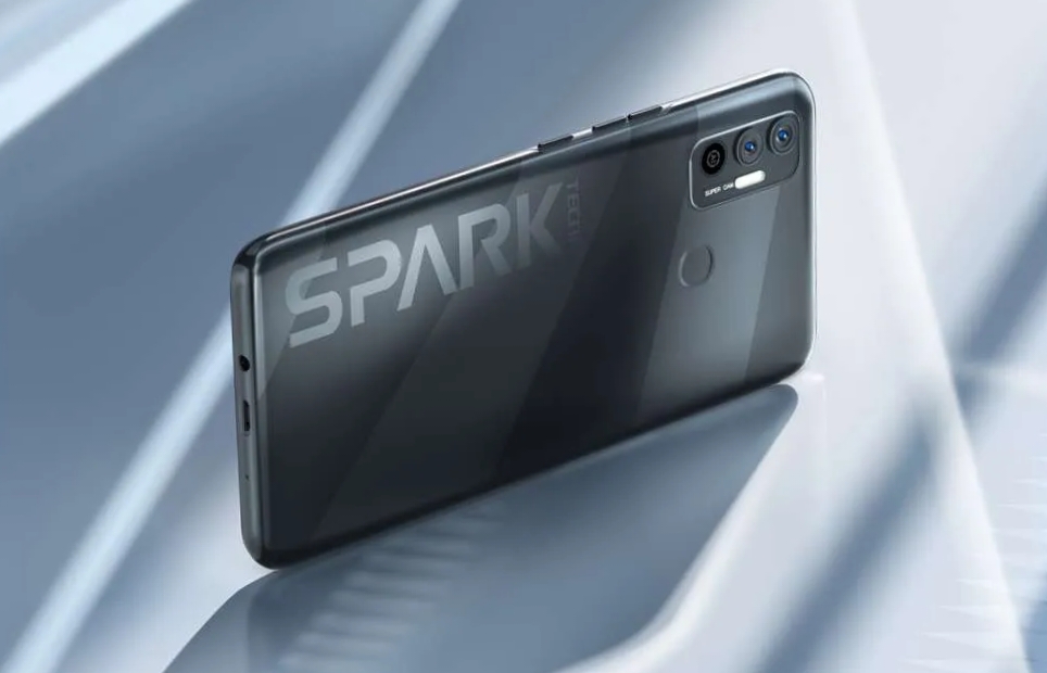 HP AMOLED 8GB RAM di Bawah Rp2 Juta: Tecno Spark 30 Pro Layak Dilirik?