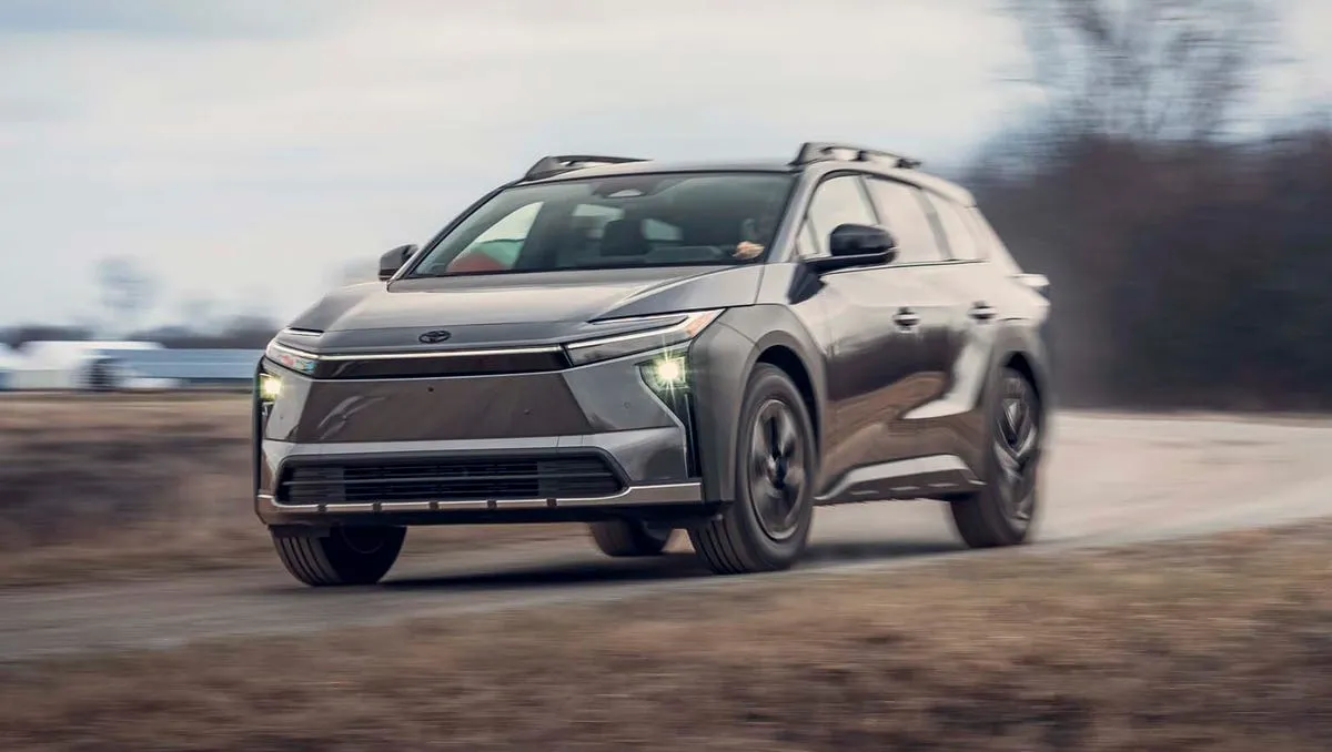 Toyota bZ vs bZ4X Touring: Mana EV Premium Paling Masuk Akal?