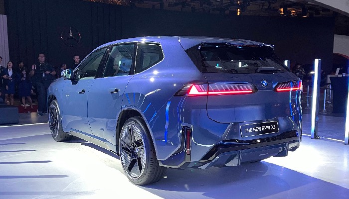 BMW iX3 dan Mobil Listrik Premium: Harga, Fitur, dan Strategi Pasar