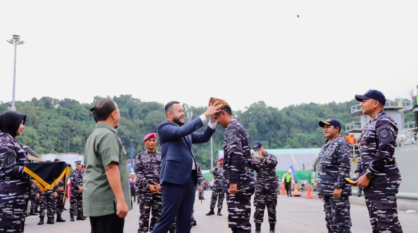 TNI AL dan Pramuka Bahari Merajut Ikatan Masyarakat Pesisir