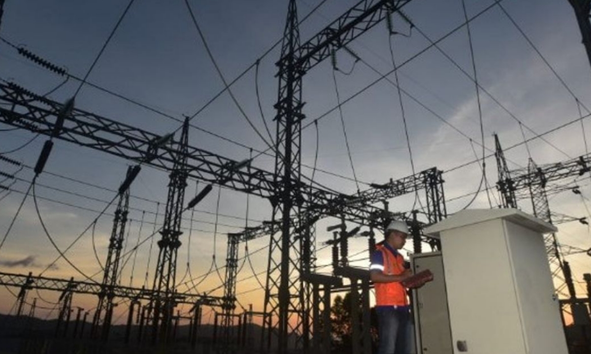 Strategi Bahlil Atasi Pemadaman Listrik dan Dorong Hilirisasi Energi