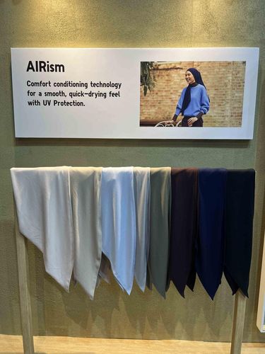 Hijab Modern Bisa Stylish dan Nyaman ala Koleksi UNIQLO