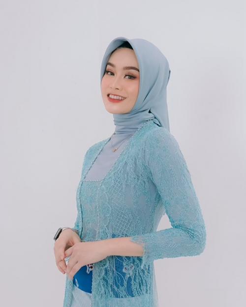 Dari Lapangan ke Runway: Hijab sebagai Pusat Tren Fashion