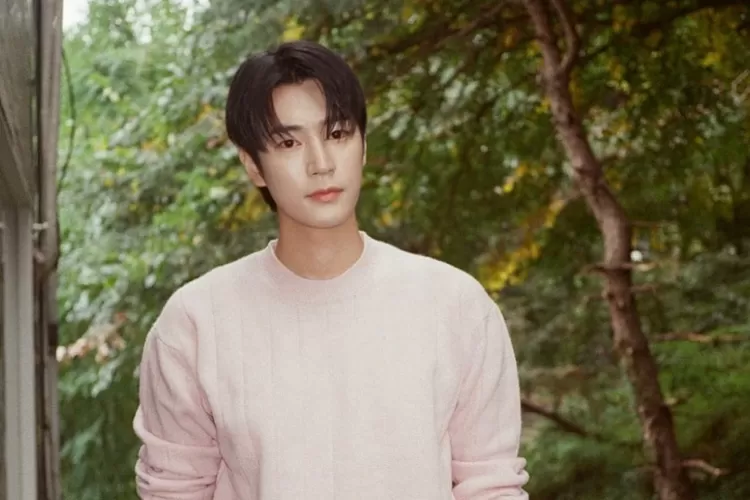 Park Seo Ham dan Bona WJSN Siap Pimpin Drama Romance Fantasy