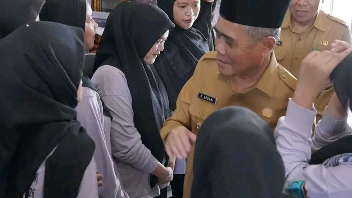 Program Membatik Cetak Wirausaha Baru Berbasis Wastra