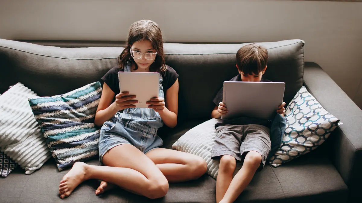 Lima Juta Akun Anak Dihapus: PP Tunas Menguji Seriusnya Platform Digital