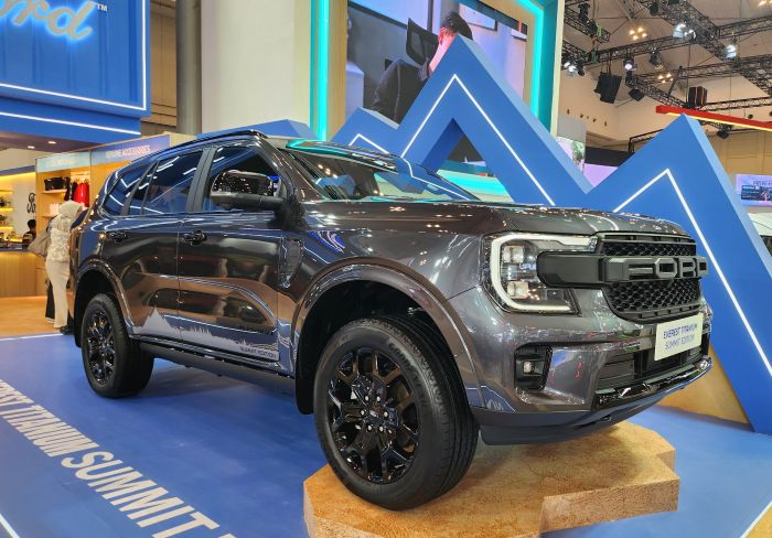 Ford Everest dan Ranger: Langkah Berani di Segmen SUV dan Pikap Premium