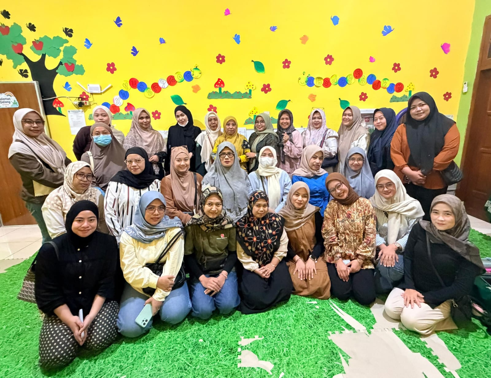 Komunikasi Efektif Sekolah-Orang Tua: Fondasi Sukses Belajar Anak Usia Dini