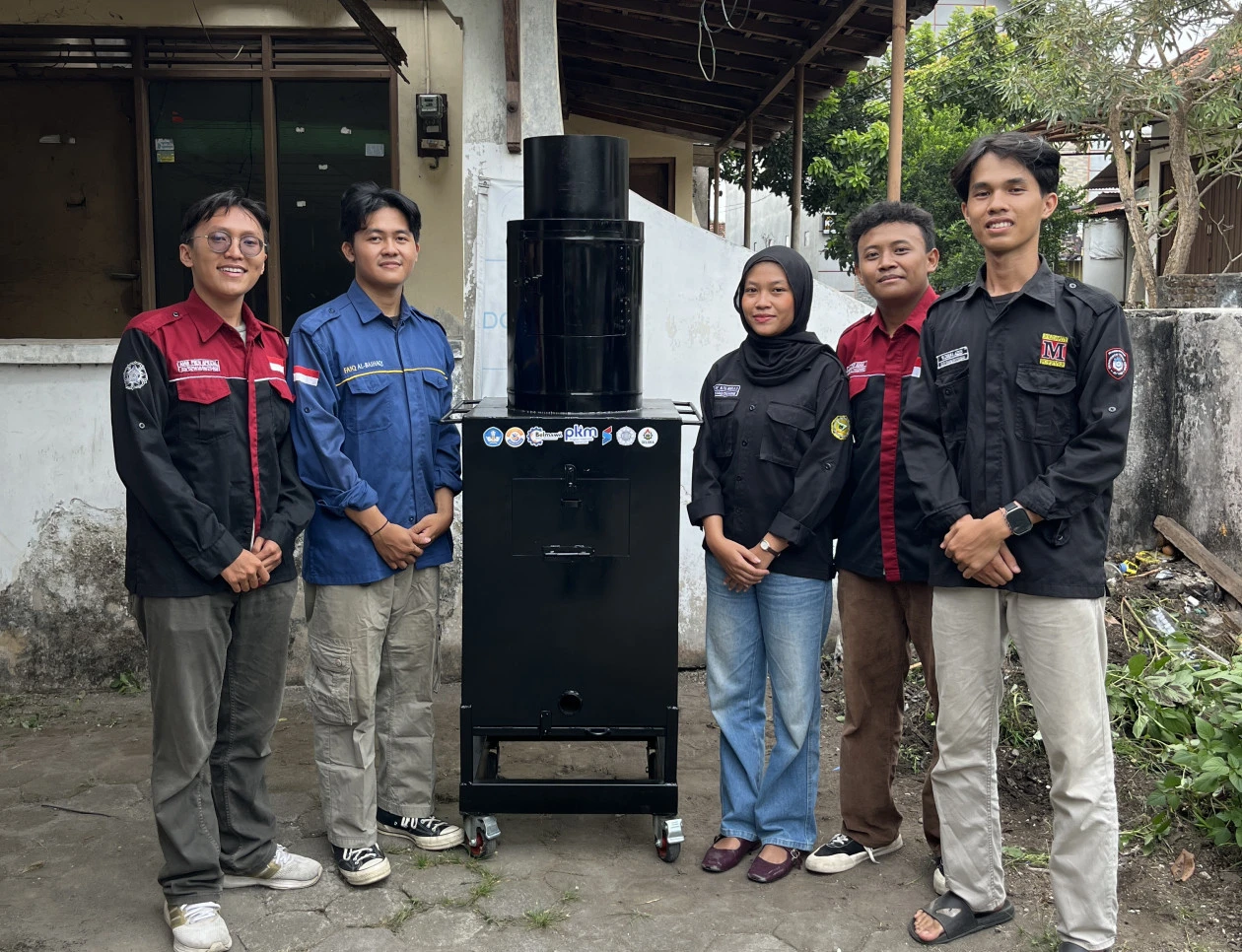 Incinerator Portabel Ramah Lingkungan untuk Sampah Rumah Tangga