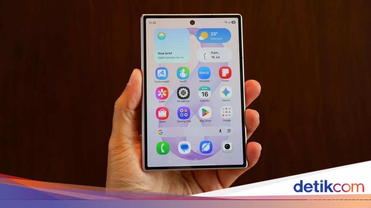 Galaxy Z Fold 8 Pre-Order Melejit: Pengguna Z Flip Pindah Haluan