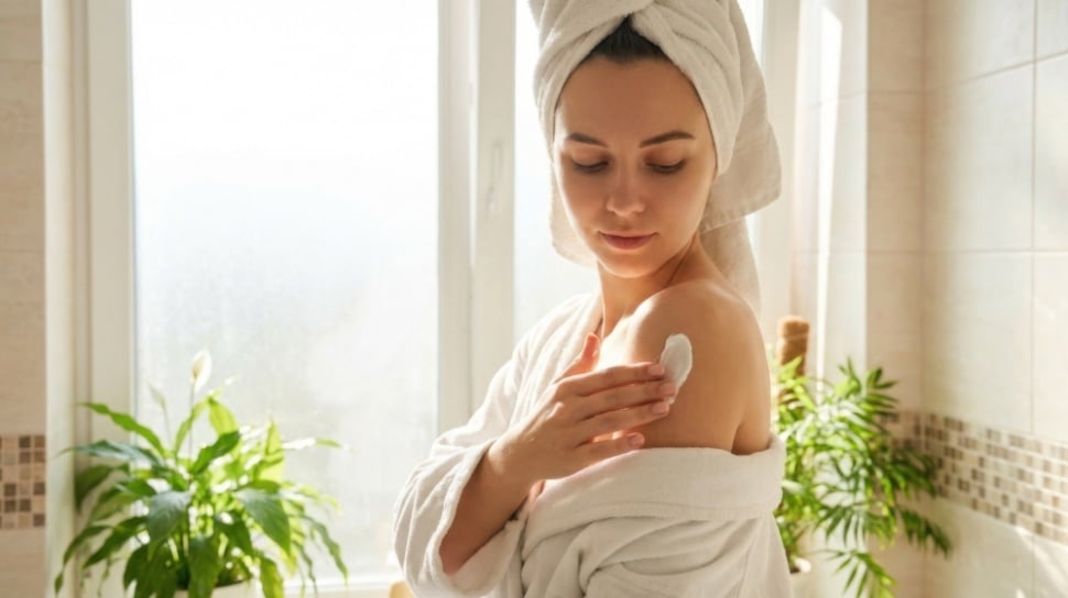 Body Serum vs Body Lotion untuk Pencerah Kulit: Mana Lebih Cepat?