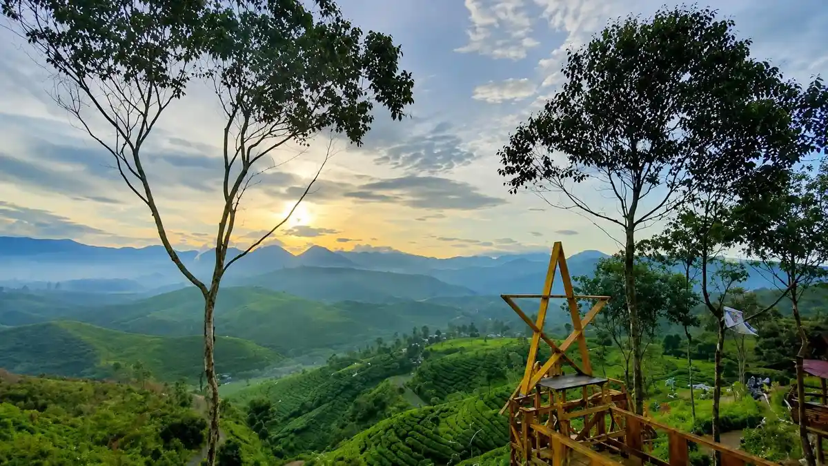 5 Wisata Murah Bandung Selatan & Update Harga Tiket Bromo Skywalk