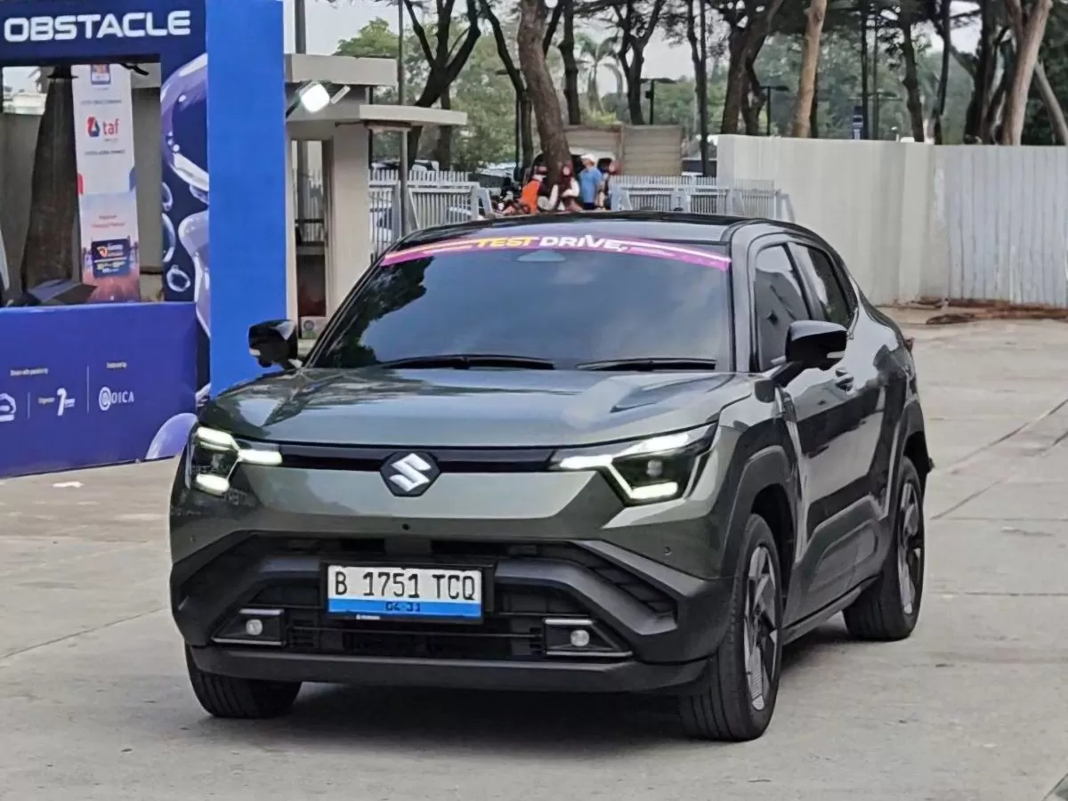 Suzuki e Vitara First Drive: SUV Listrik Mahal yang Serius