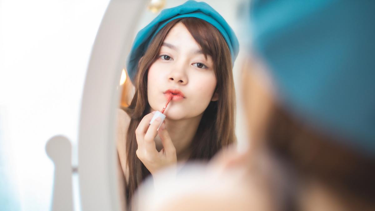 Parfum Lokal Tanpa Alkohol: Aroma Segar untuk Acara Spesial