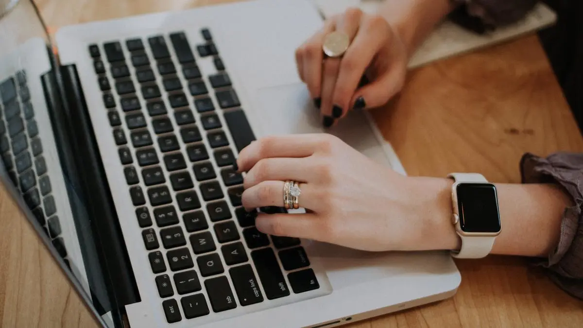 7 Cara Merawat Baterai Laptop Agar Awet Bertahun-tahun