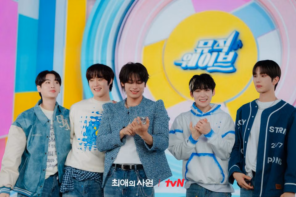 D.N.X: Boyband Fiksi yang Mencuri Perhatian di My Bias, My Boss