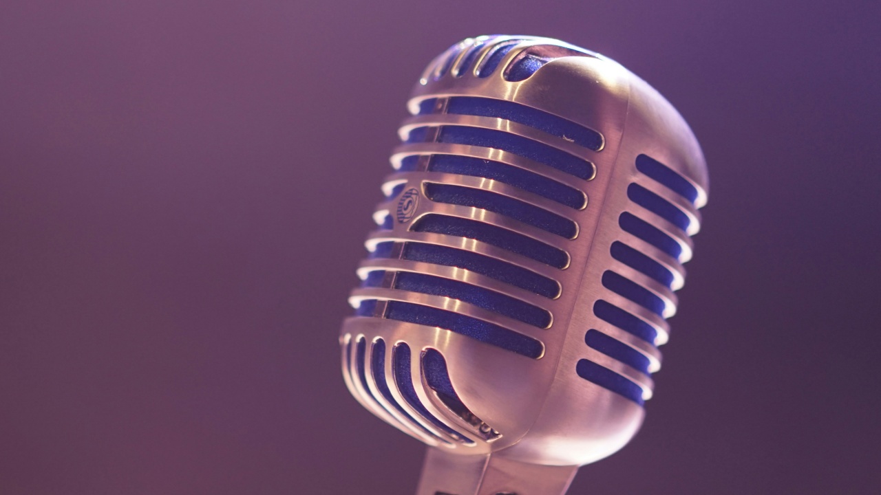 Tiga Lagu Viral yang Membuktikan Lirik Bermakna Sedang Naik Daun