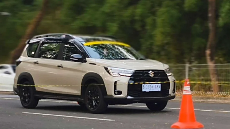 Suzuki XL7 New Alpha Hybrid: Nyaman, Efisien, dan Fungsional untuk Keluarga Urban