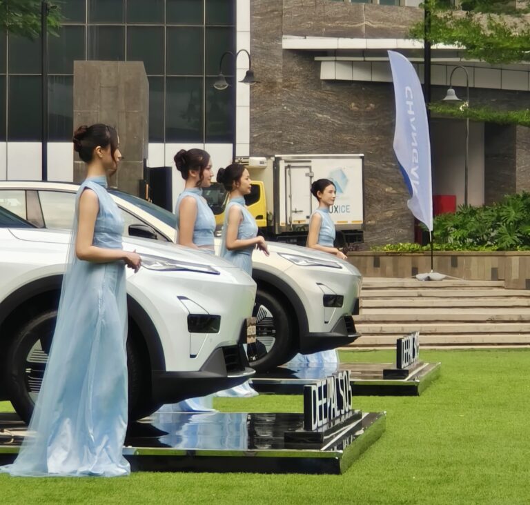 Deepal S05: SUV Listrik BEV dan REEV dengan Jangkauan Ekstrem