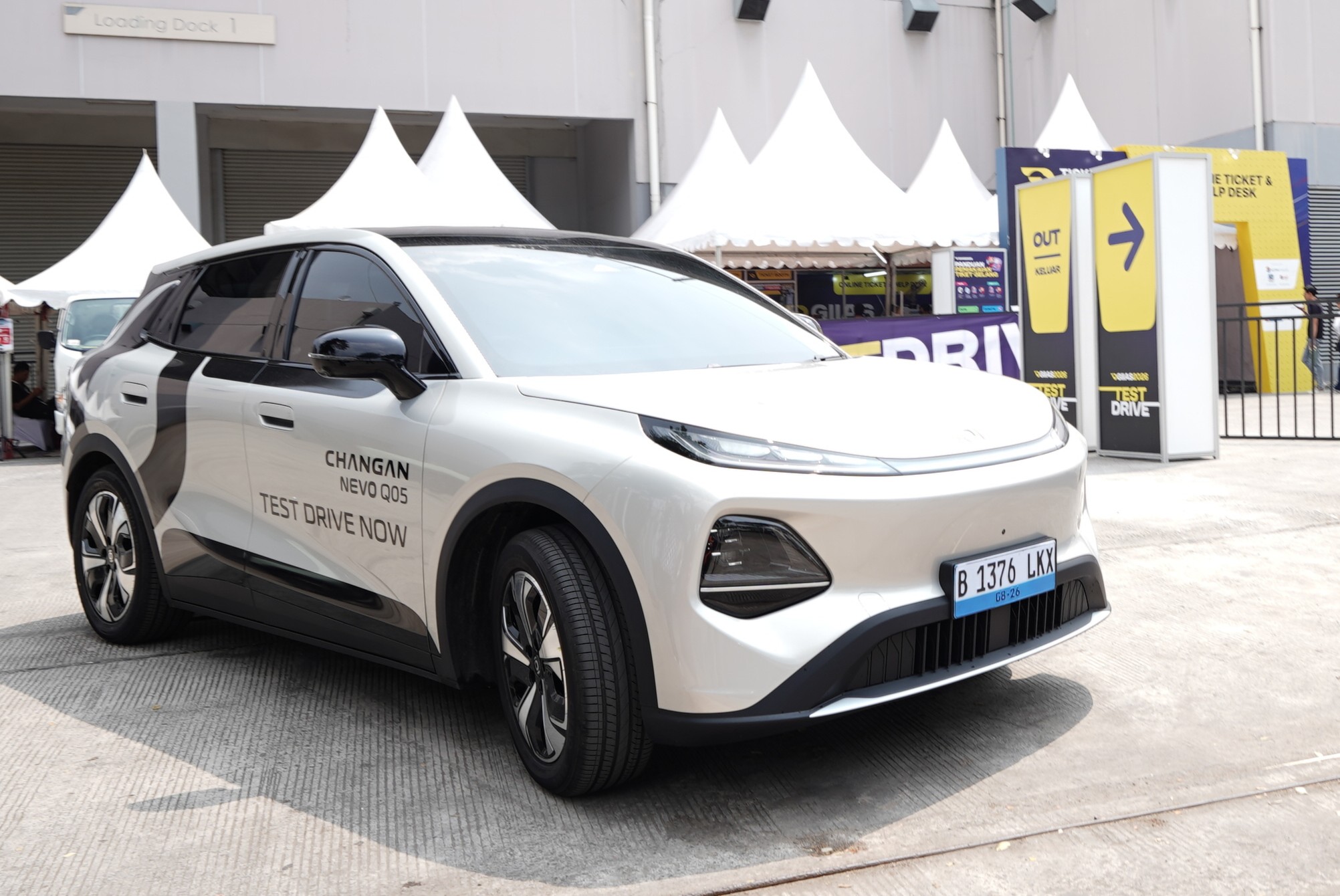 Deepal S05 dan Nevo Q05 Curi Perhatian di Area Test Drive GIIAS