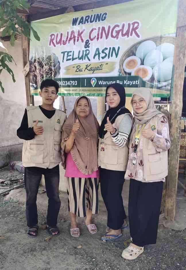 Dari Aplikasi Android hingga QRIS: Mahasiswa Menggerakkan Digitalisasi UMKM Lokal