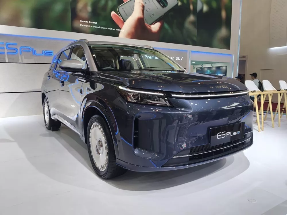 PHEV vs Hybrid: Strategi Cerdas Saat BEV Masih Mahal