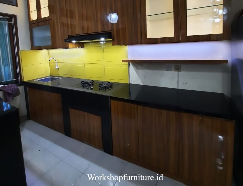 Tren Kitchen Set Modern: Material, Warna, dan Layout