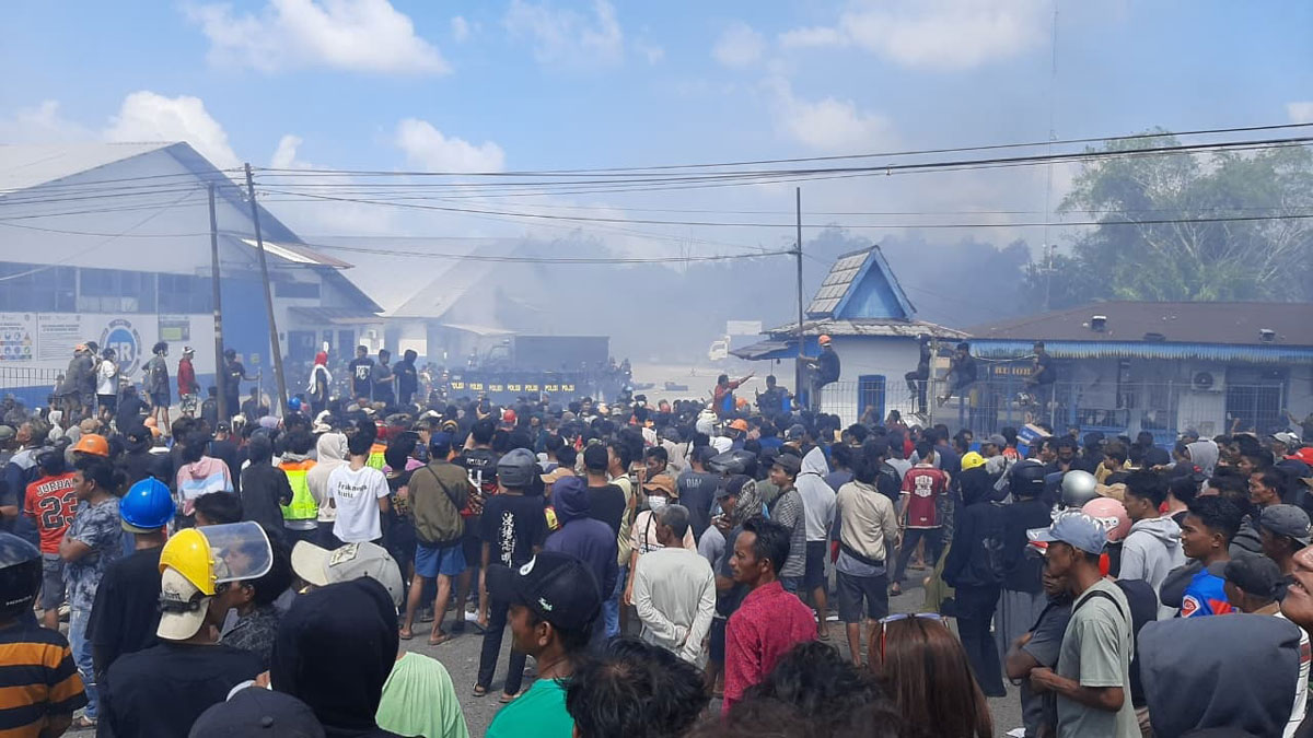 Ribuan Penambang Timah Ancam Aksi Lebih Besar Soal Harga
