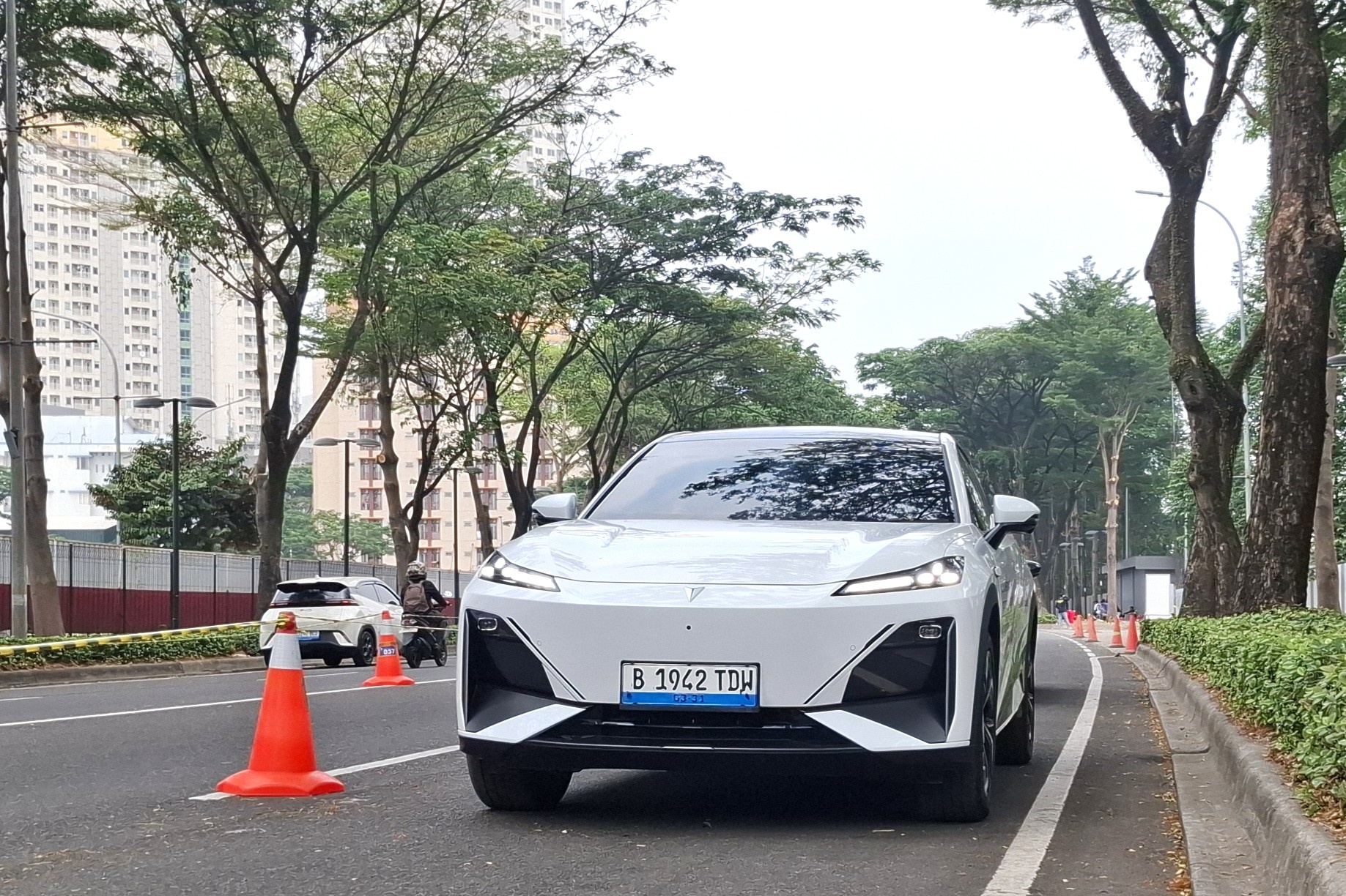Deepal S05 dan Nevo Q05 Curi Perhatian di Area Test Drive GIIAS