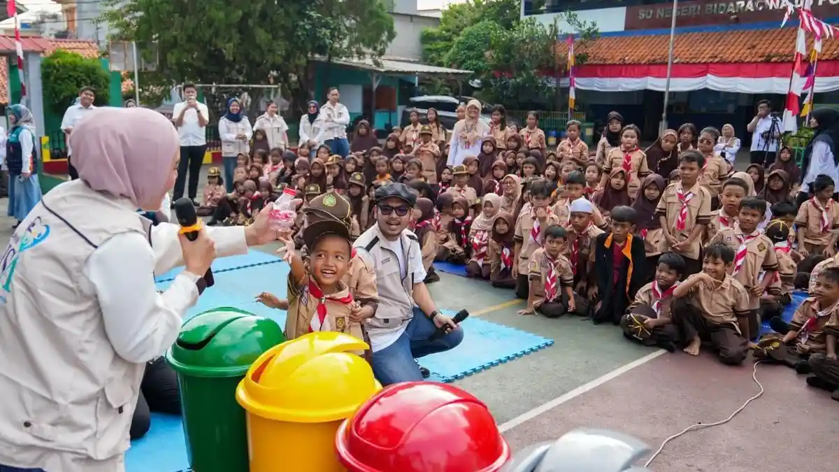 Dari Daur Ulang hingga Pohon: Sekolah Menanamkan Kesadaran Lingkungan Sejak PAUD