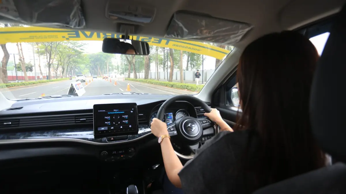 Head Unit 9 Inci XL7 New Alpha Hybrid: Infotainment Keluarga yang Serius
