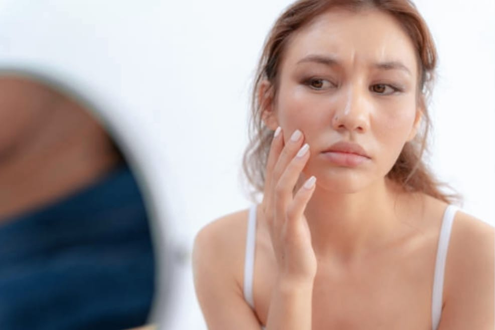 Strategi Hidrasi Kulit Kering saat Cuaca Panas dengan Layering