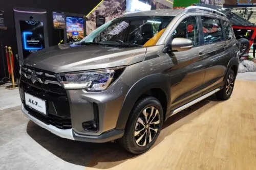 Suzuki XL7 Zeta vs Hybrid: Mana Pilihan Terbaik Keluarga 7-Seater?