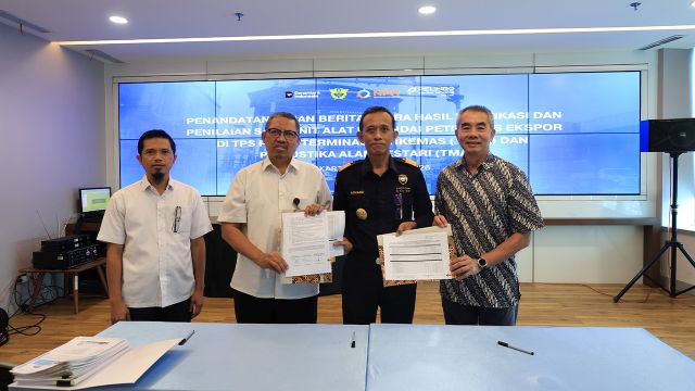 Arus Peti Kemas Meningkat: Teknologi Pemindai dan Efisiensi Mengubah Wajah Pelabuhan