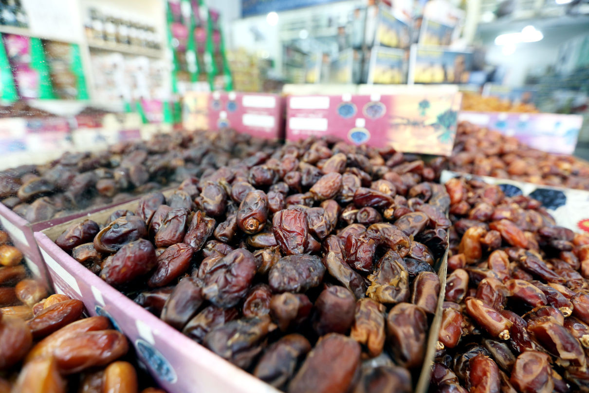 Buah Segar vs Buah Kering: Mana yang Lebih Efektif untuk Diet?