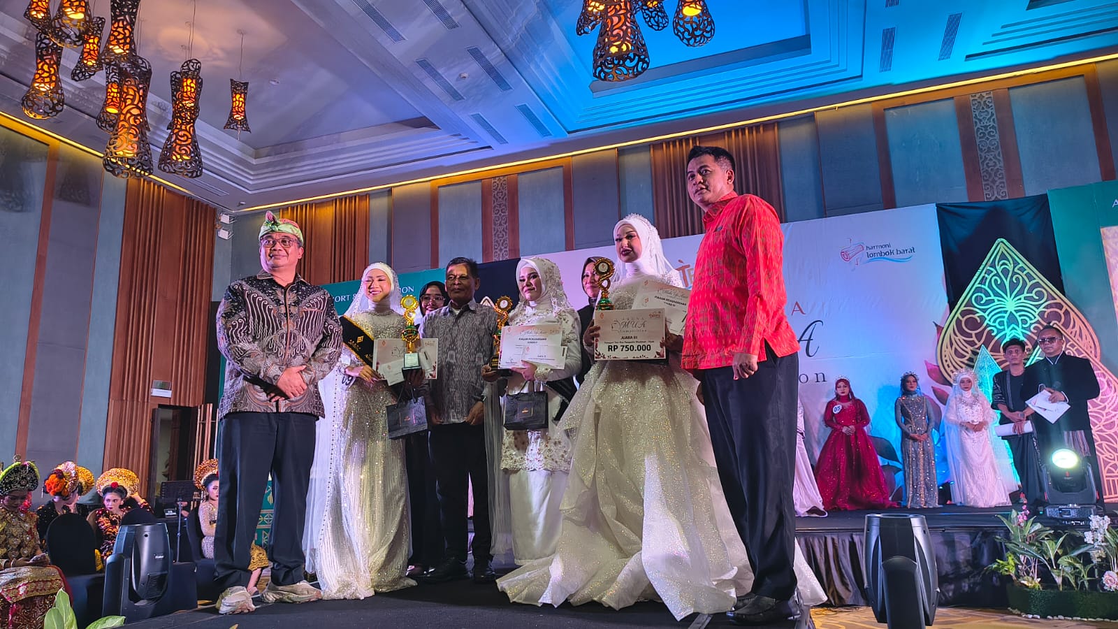 48 Makeup Artist Berkompetisi di Aruna Makeup Artist Competition