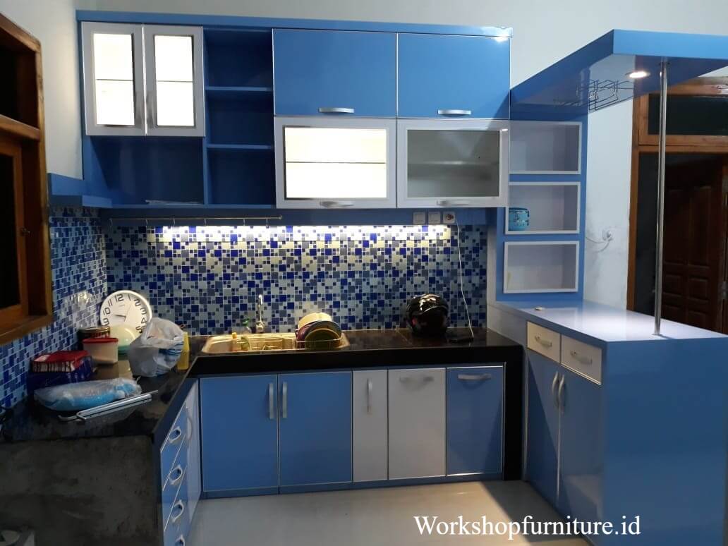 Panduan Memilih Material Kitchen Set untuk Dapur Elegan dan Tahan Lama