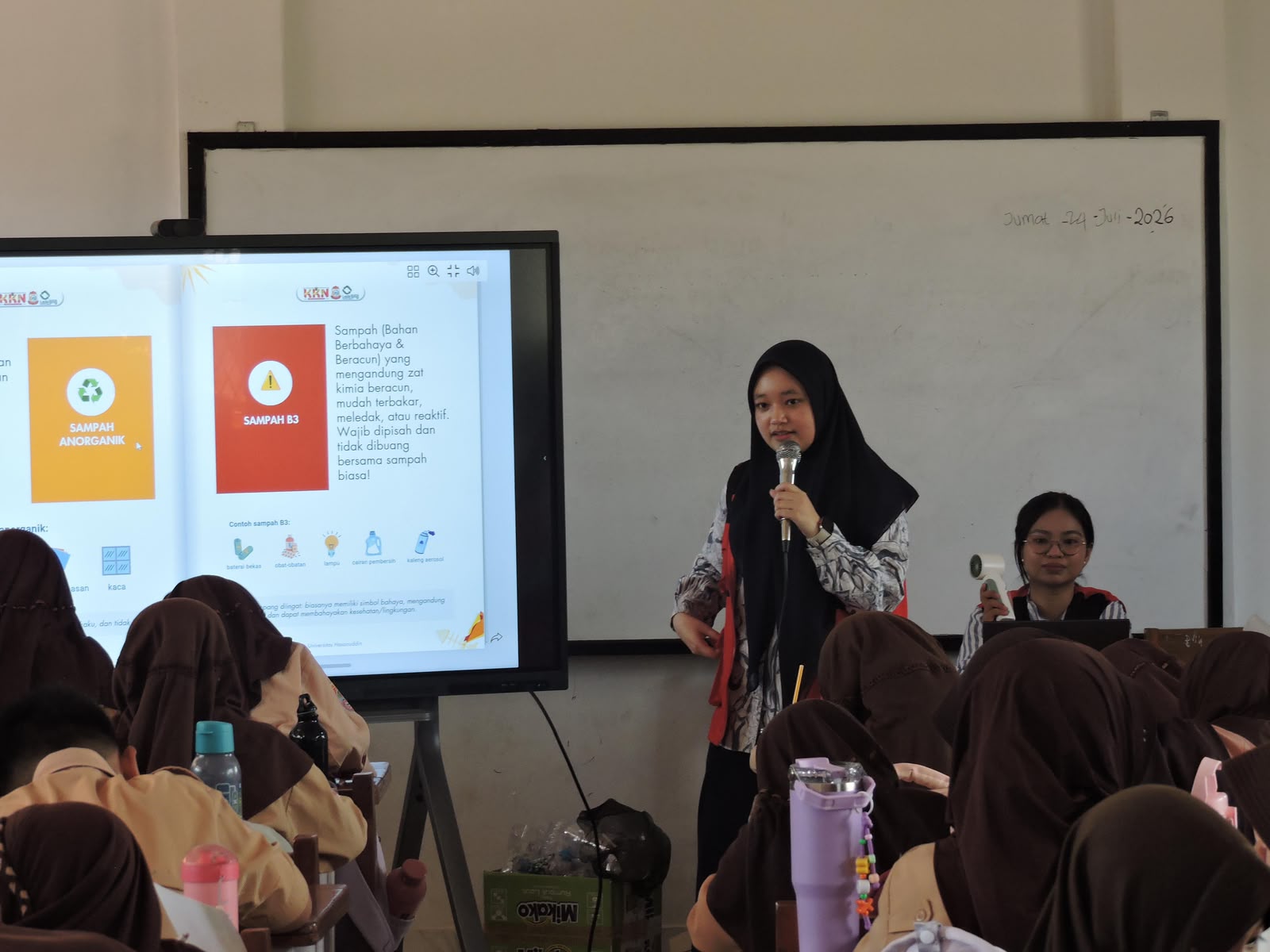 Dari Botol Plastik ke Aksi Nyata: Edukasi Sampah untuk Siswa SD