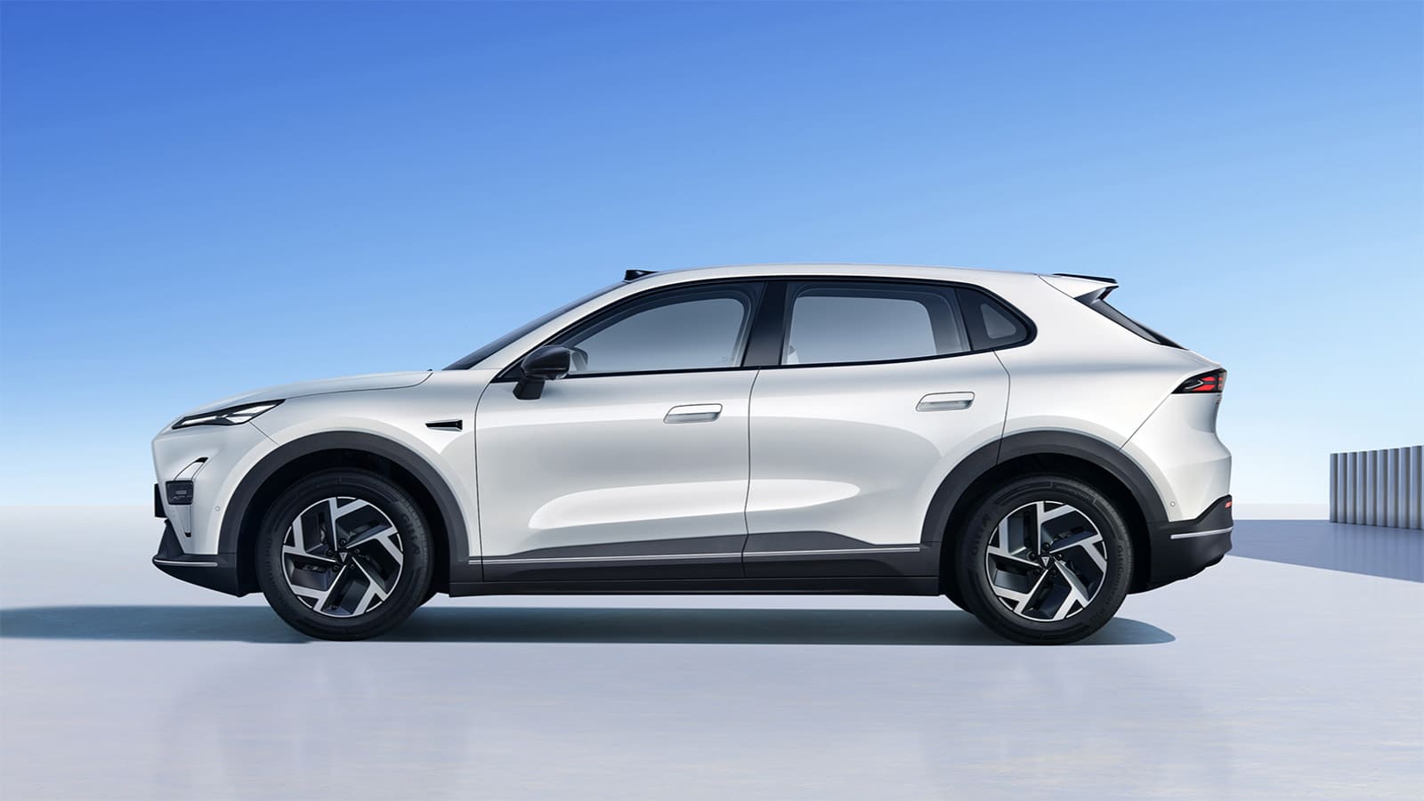 Deepal S05: SUV Listrik BEV dan REEV dengan Jangkauan Ekstrem