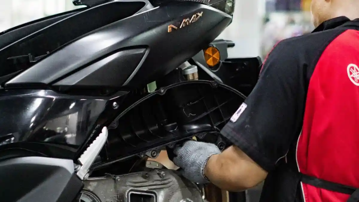 Panduan Servis Motor Lengkap: Bukan Sekadar Ganti Oli