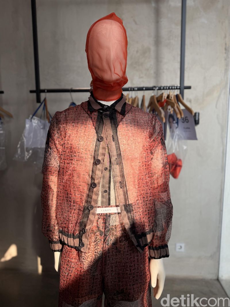 Batik Organza dan Wastra Modern: Inovasi yang Tetap Berakar