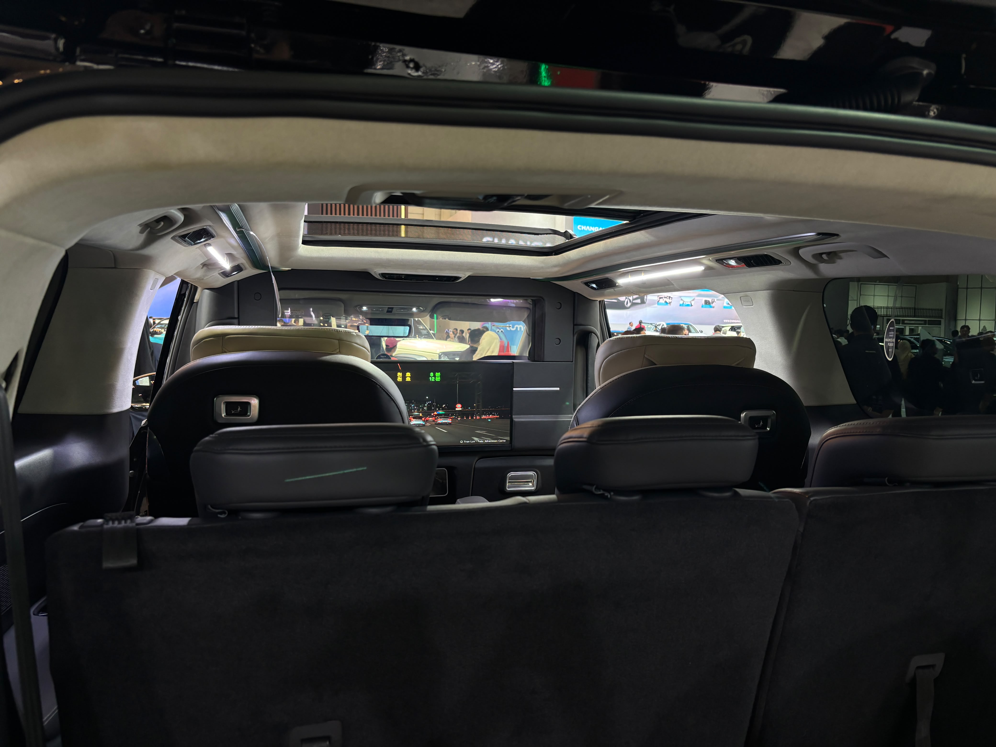 Maxus Mifa 9: MPV Listrik Premium dengan Quiet Luxury