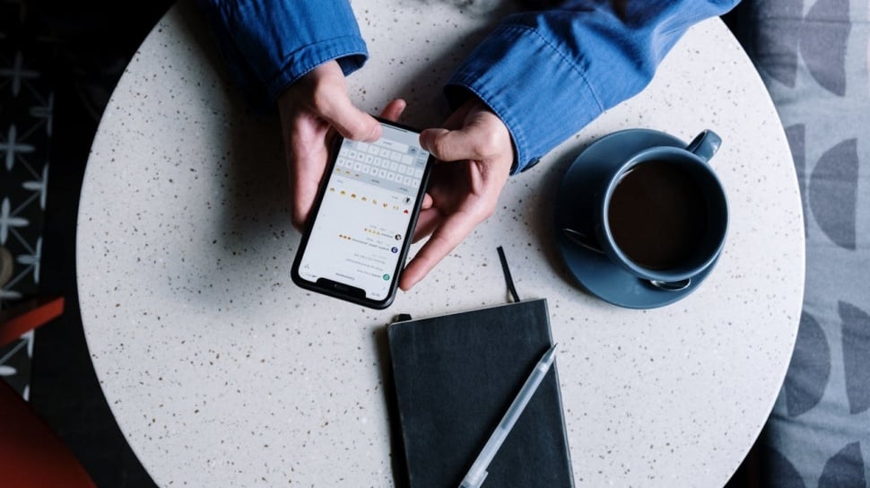 Polling Pintar dan @Semua WhatsApp: Cara Baru Menertibkan Chat Grup