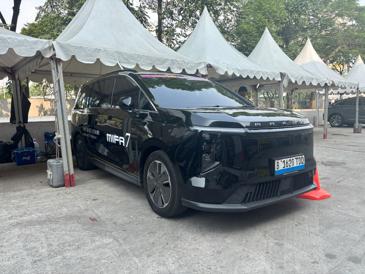 Maxus Mifa 7: MPV Listrik Premium Ramah Keluarga