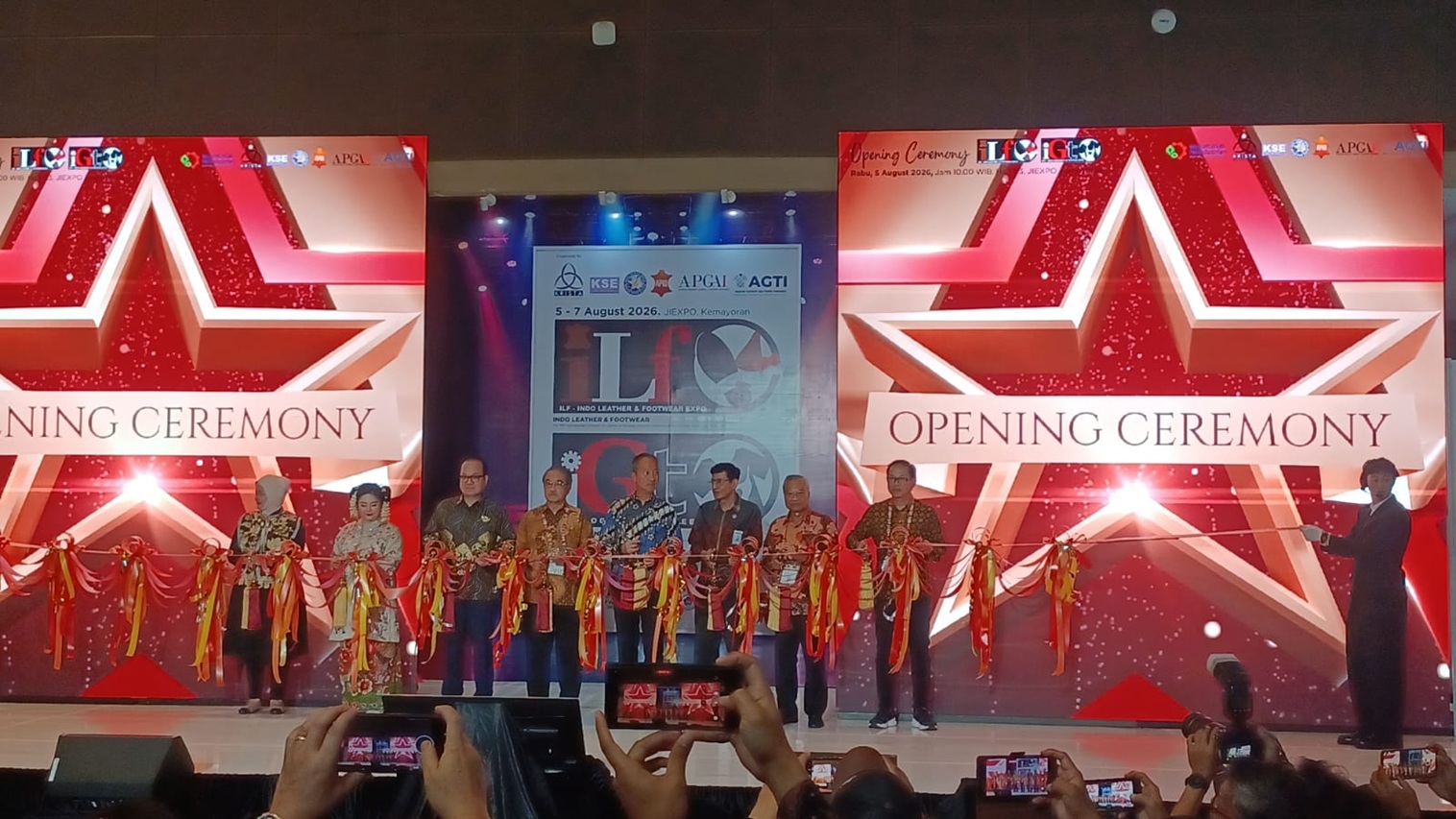 210 Produsen Kulit dan Tekstil Bersatu di Pameran Manufaktur Terbesar