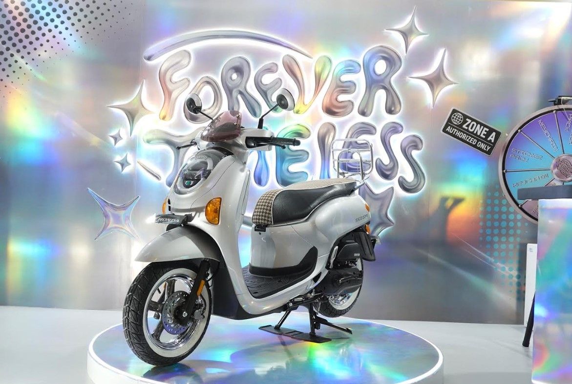 Skuter Retro Bertemu Urban Culture: Strategi Honda Scoopy Merebut Hati Gen Z